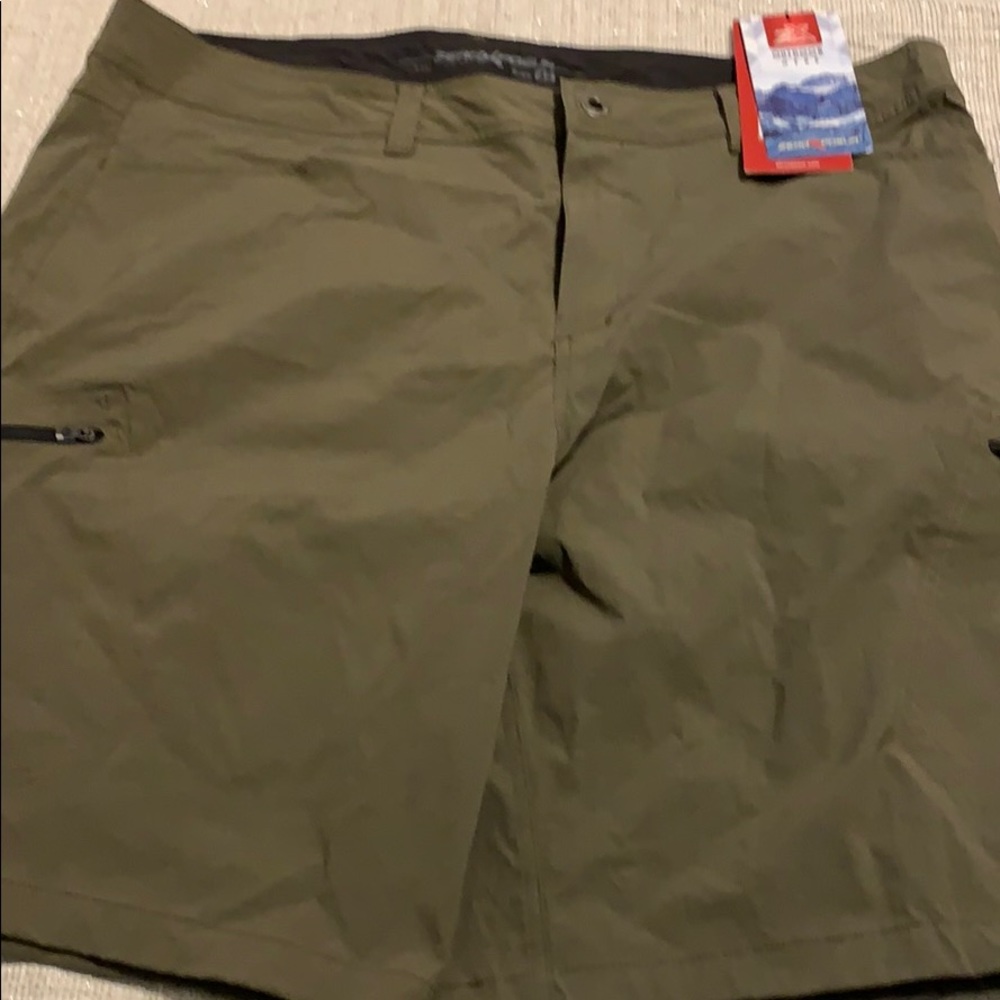 All TerrainZero X  Posur  men shorts.